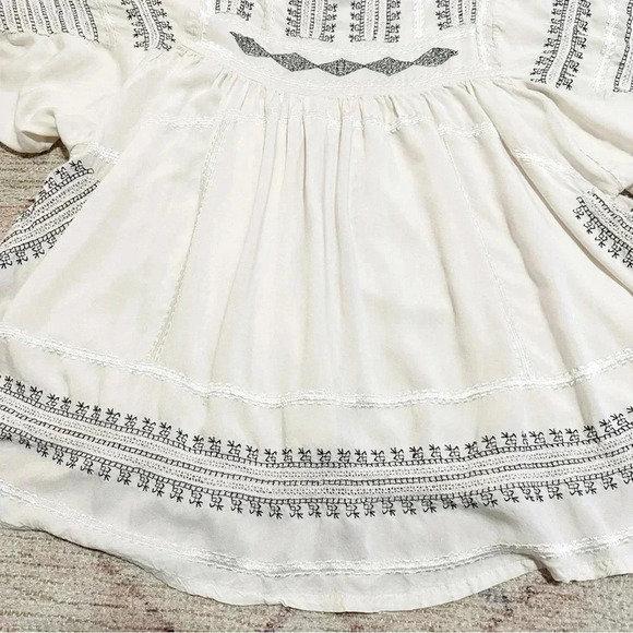 Free People Wild One Embroidered Top in Ivory size XS - Picture 11 of 16